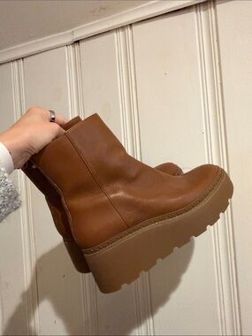 Women's Tan Platform Chelsea Boots - Michael Kors